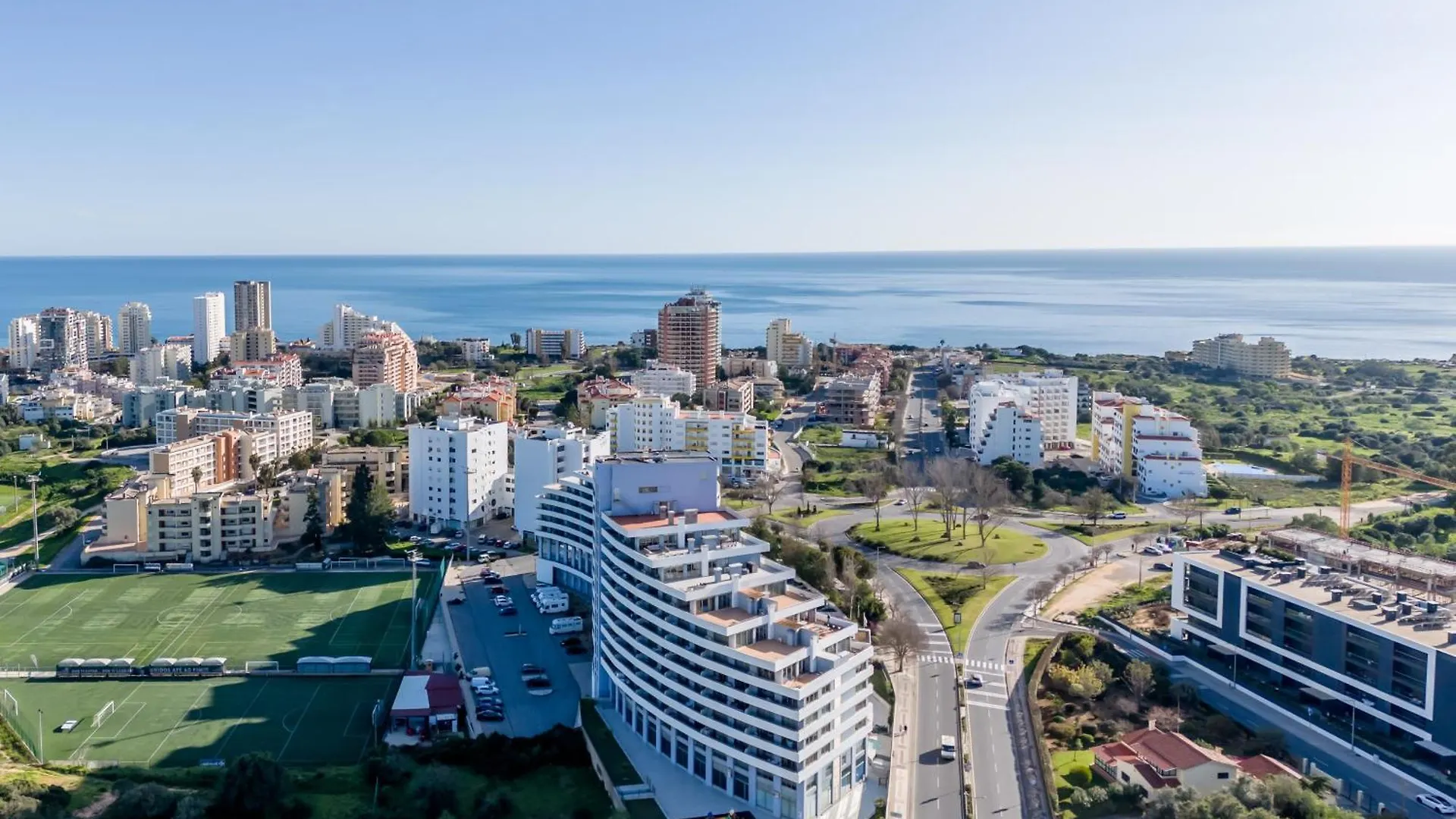 Spectacular 2 Bed Apartment, Huge Terrace And Sea View Portimão Apartmán