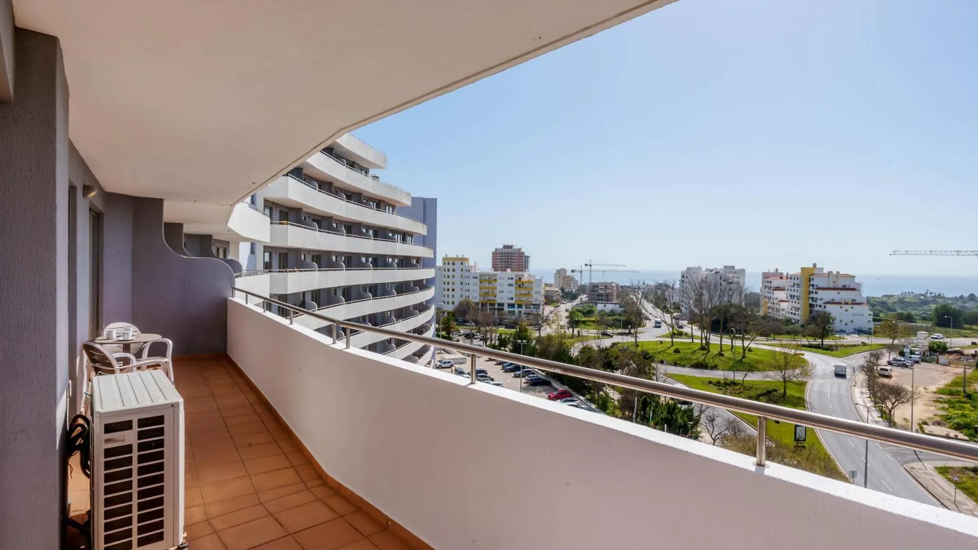 Spectacular 2 Bed Apartment, Huge Terrace And Sea View Portimão