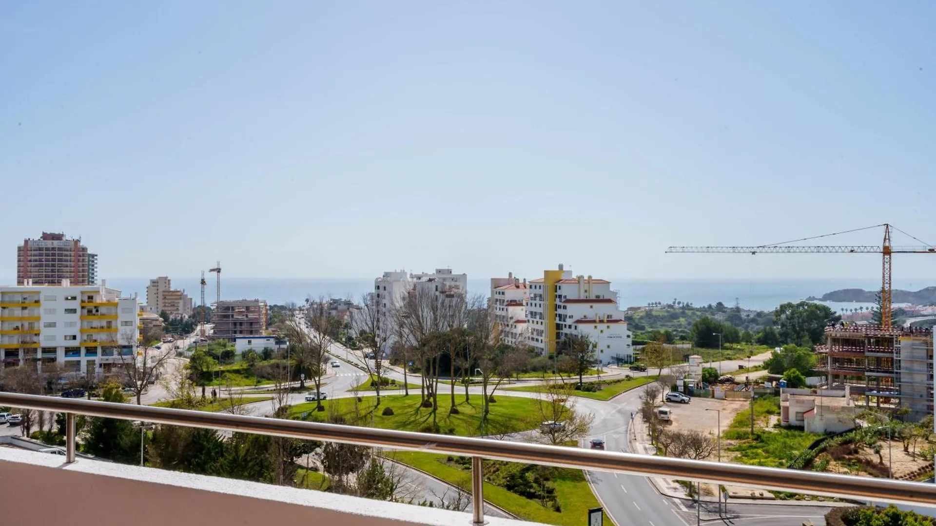 Spectacular 2 Bed Apartment, Huge Terrace And Sea View Portimão 0*,  Portugalsko