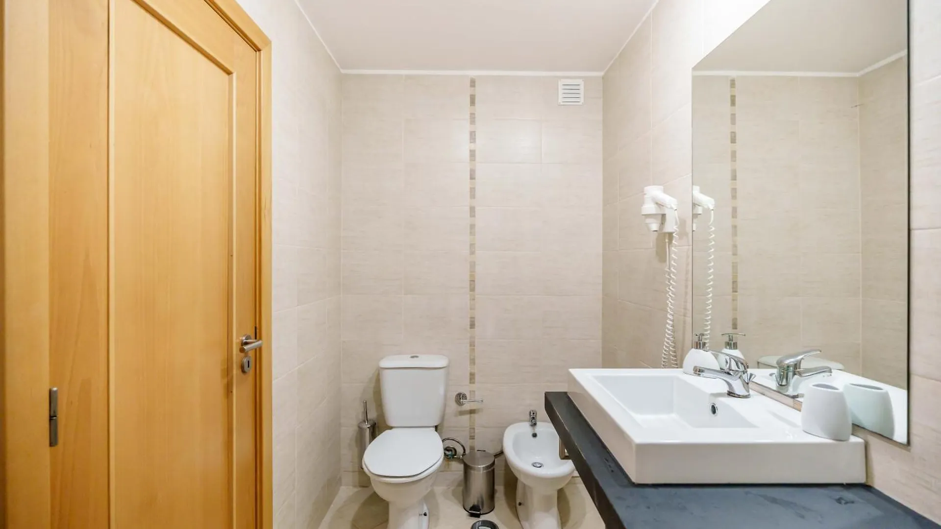 Spectacular 2 Bed Apartment, Huge Terrace And Sea View Portimao Apartment