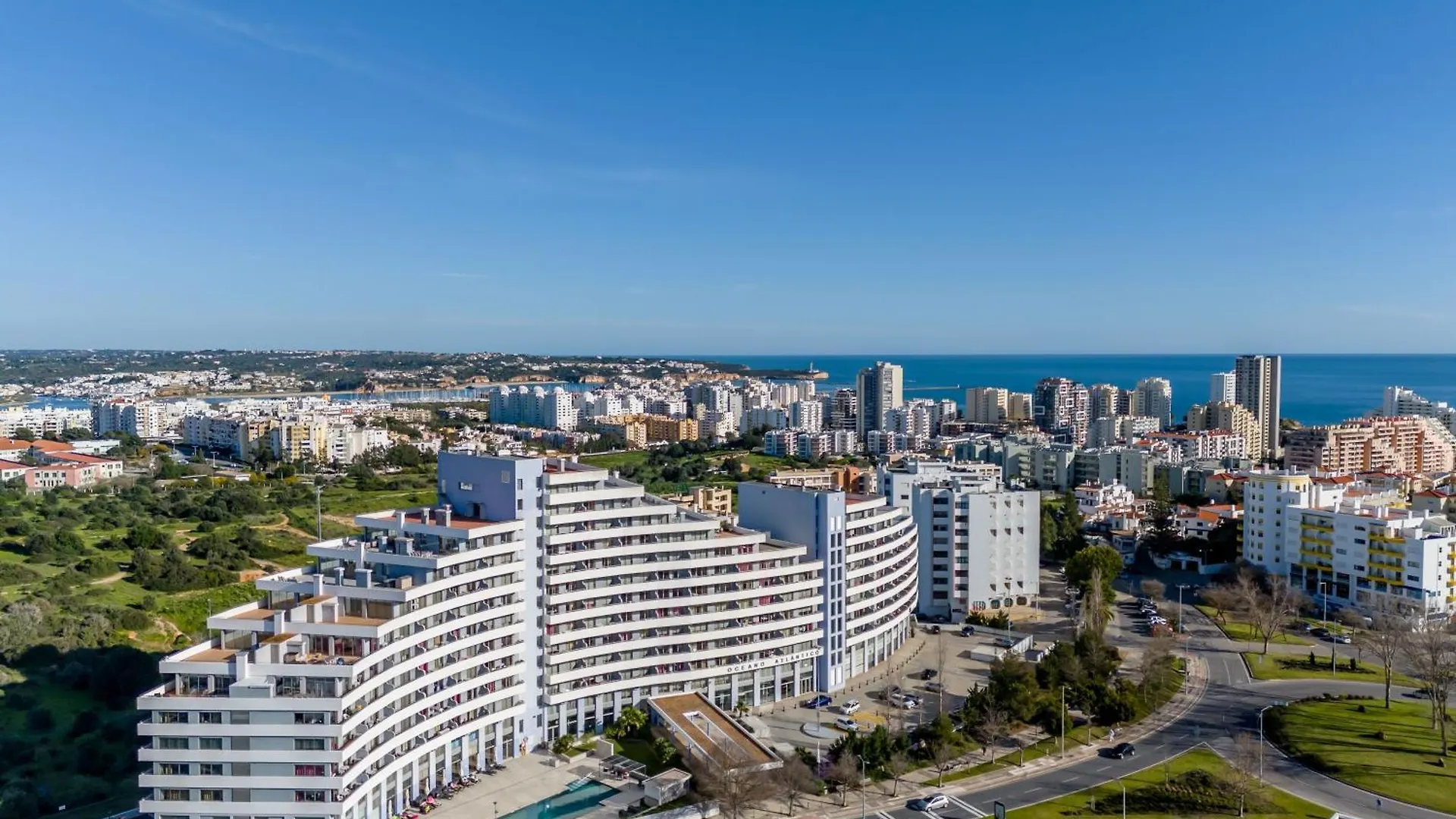 Apartment Spectacular 2 Bed Apartment, Huge Terrace And Sea View Portimao
