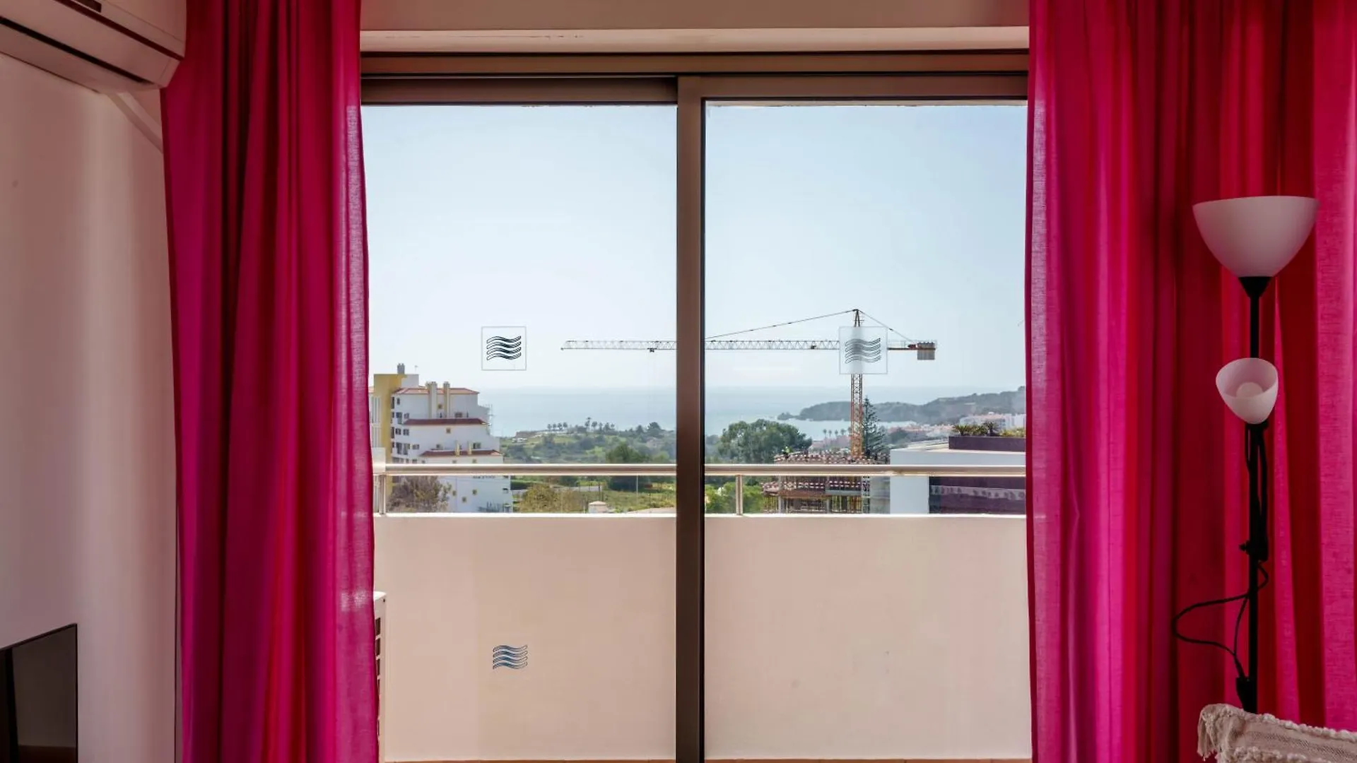 Spectacular 2 Bed Apartment, Huge Terrace And Sea View Portimao Apartment