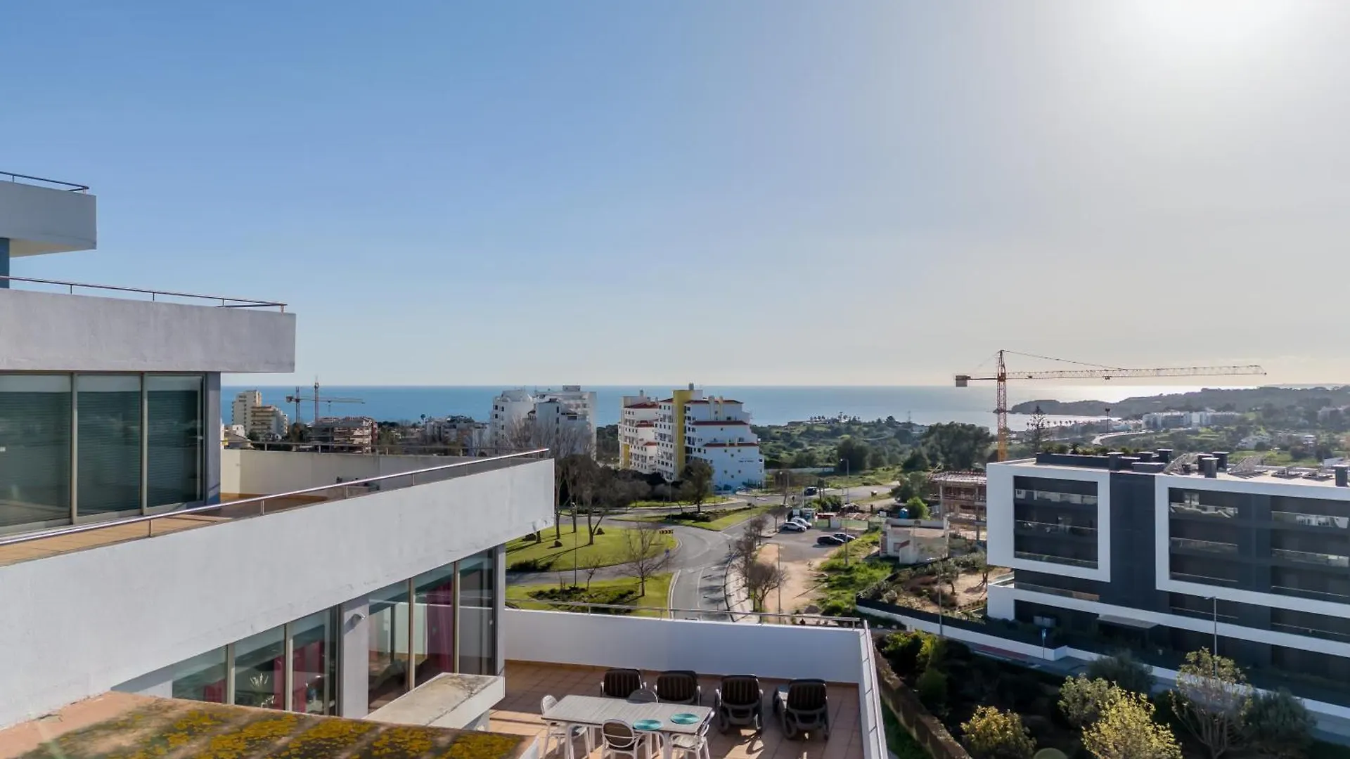 Spectacular 2 Bed Apartment, Huge Terrace And Sea View Portimao 0*,
