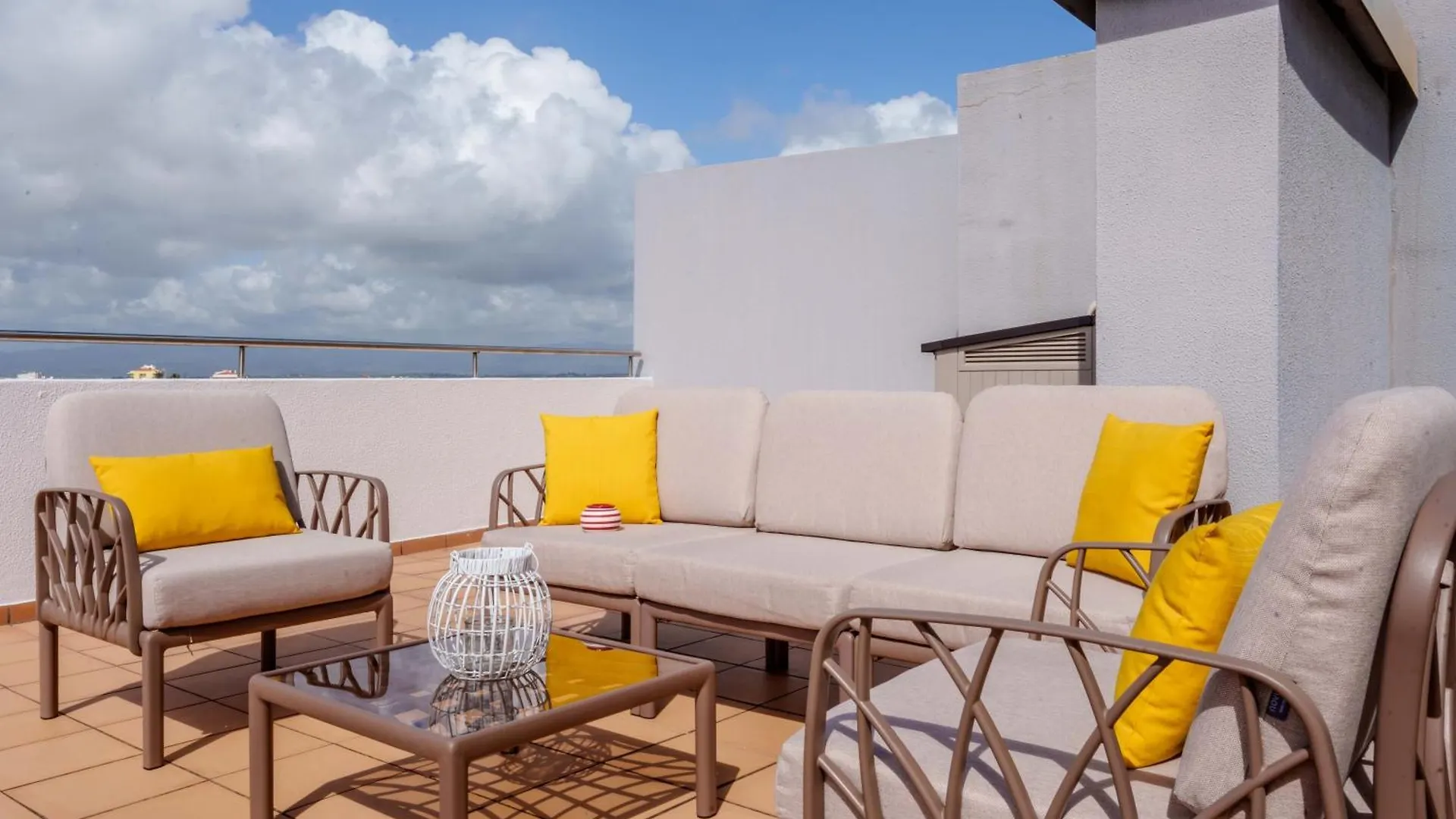 Spectacular 2 Bed Apartment, Huge Terrace And Sea View Portimao 0*,  Portugal
