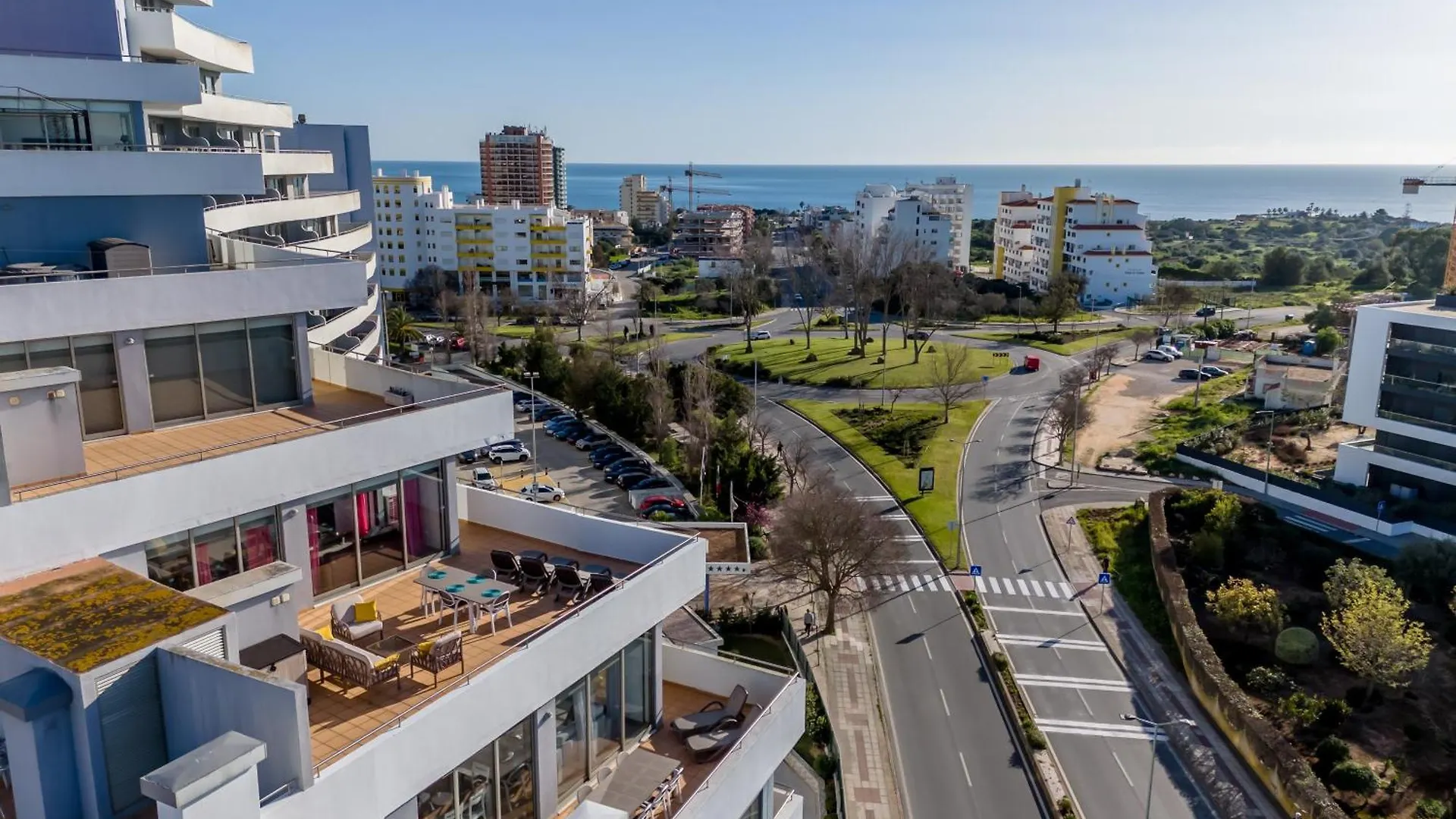 Apartment Spectacular 2 Bed Apartment, Huge Terrace And Sea View Portimao